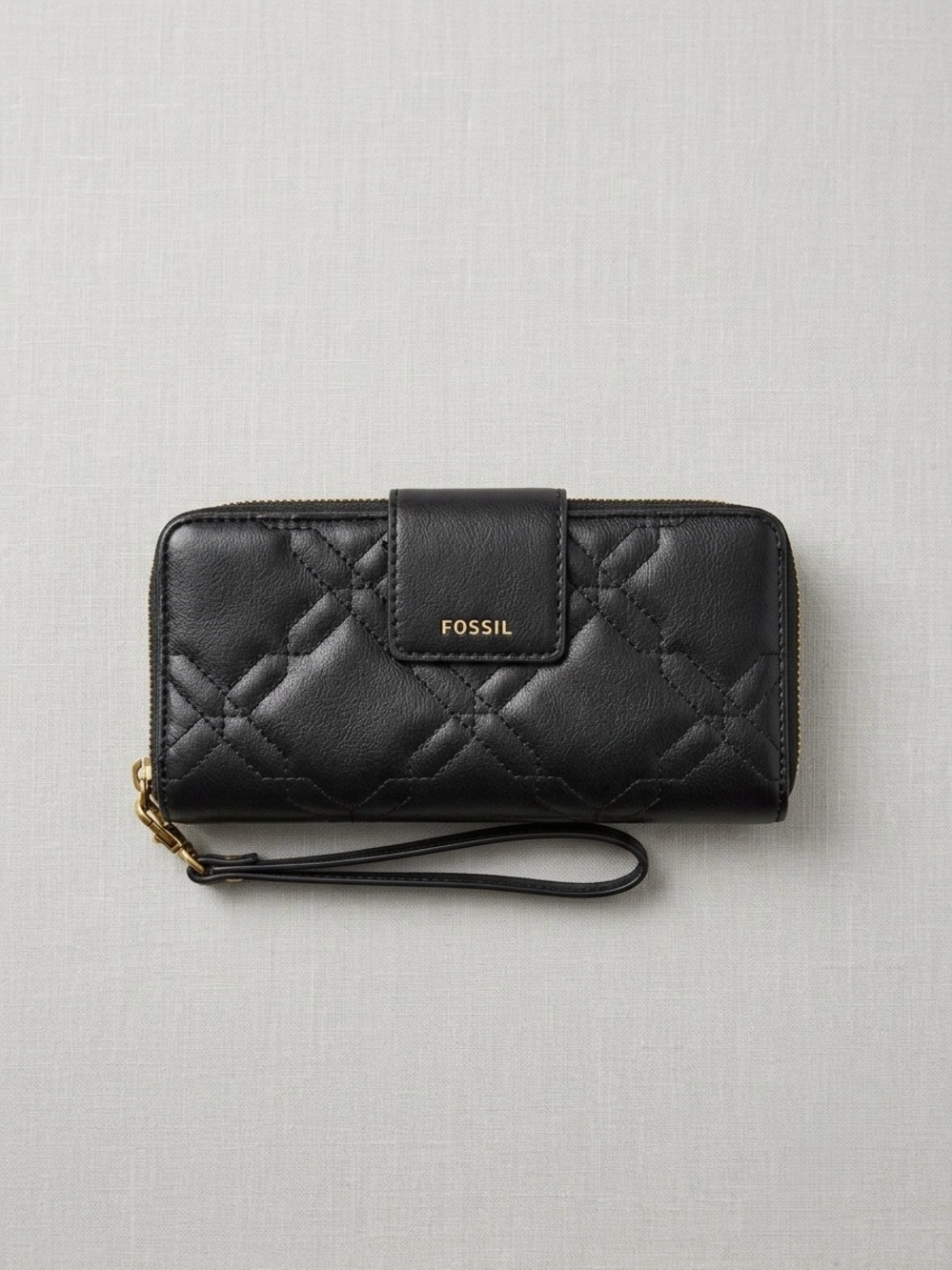 Fossil quilted leather zip-around wristlet clutch wallet